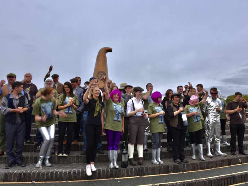 Crew der Ardbeg Destillerie