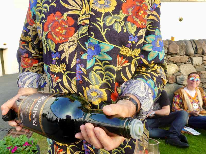 Ardbeg-Grooves Flasche im Ausschank