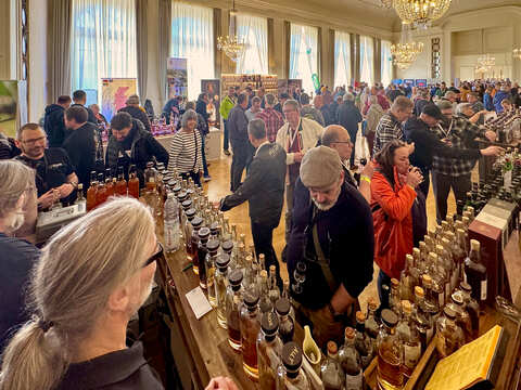 Hallenausschnitt der Whisky Spring Schwetzingen
